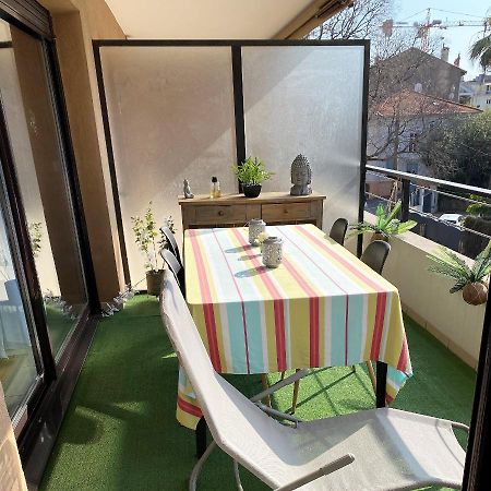 T2 Proche De La Gare, A 10 Minutes A Pieds De La Croisette, Piscine & Parking Dans Residence De Haut Standing 戛纳 外观 照片