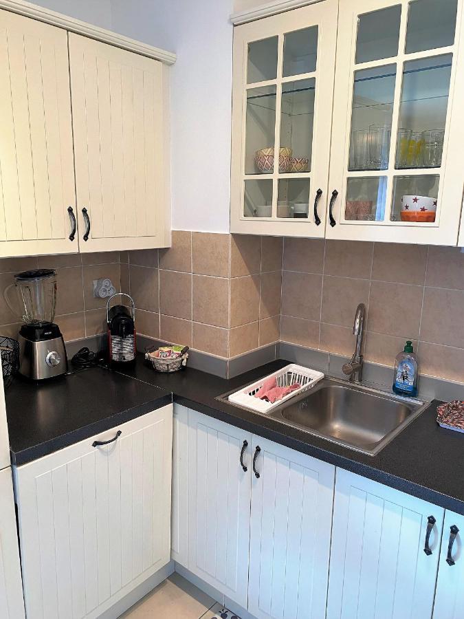 T2 Proche De La Gare, A 10 Minutes A Pieds De La Croisette, Piscine & Parking Dans Residence De Haut Standing 戛纳 外观 照片