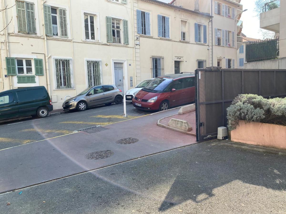 T2 Proche De La Gare, A 10 Minutes A Pieds De La Croisette, Piscine & Parking Dans Residence De Haut Standing 戛纳 外观 照片