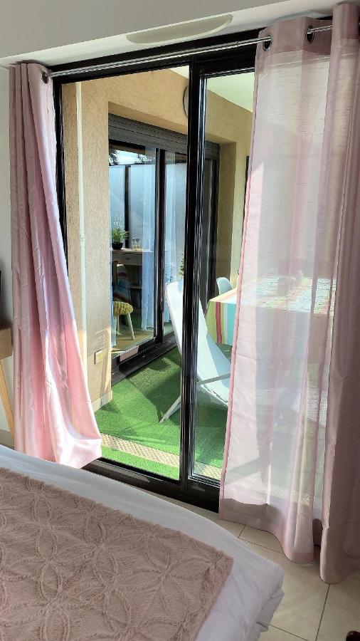 T2 Proche De La Gare, A 10 Minutes A Pieds De La Croisette, Piscine & Parking Dans Residence De Haut Standing 戛纳 外观 照片