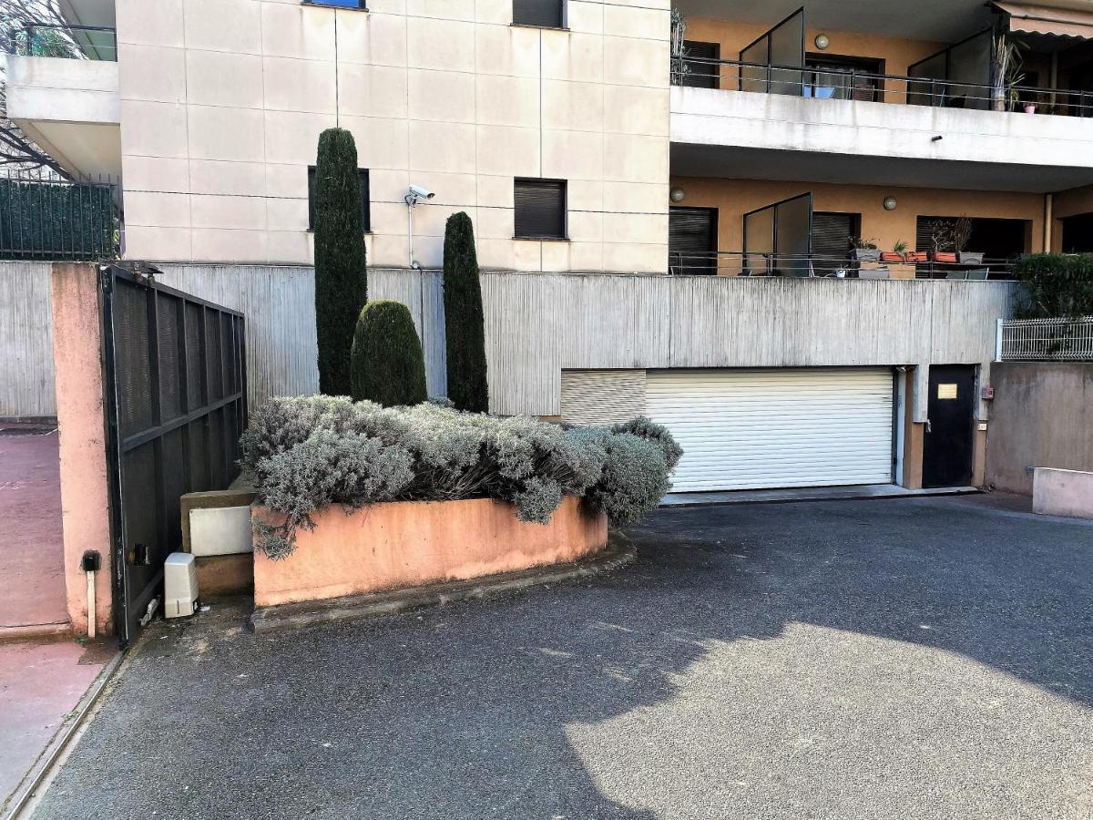 T2 Proche De La Gare, A 10 Minutes A Pieds De La Croisette, Piscine & Parking Dans Residence De Haut Standing 戛纳 外观 照片