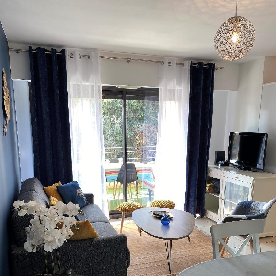 T2 Proche De La Gare, A 10 Minutes A Pieds De La Croisette, Piscine & Parking Dans Residence De Haut Standing 戛纳 外观 照片