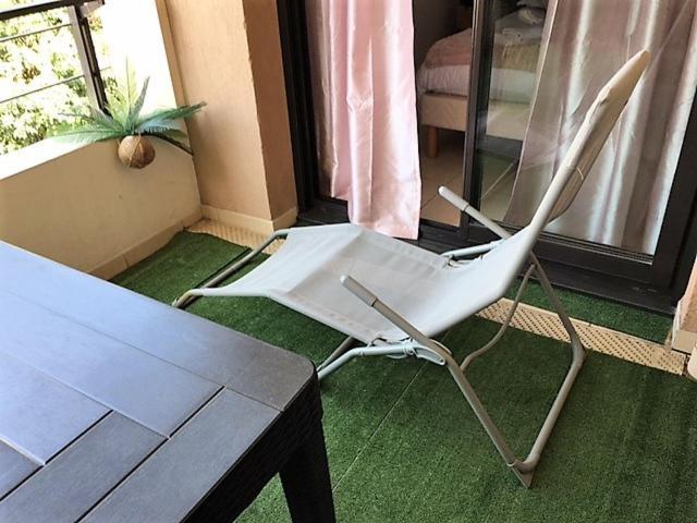 T2 Proche De La Gare, A 10 Minutes A Pieds De La Croisette, Piscine & Parking Dans Residence De Haut Standing 戛纳 外观 照片